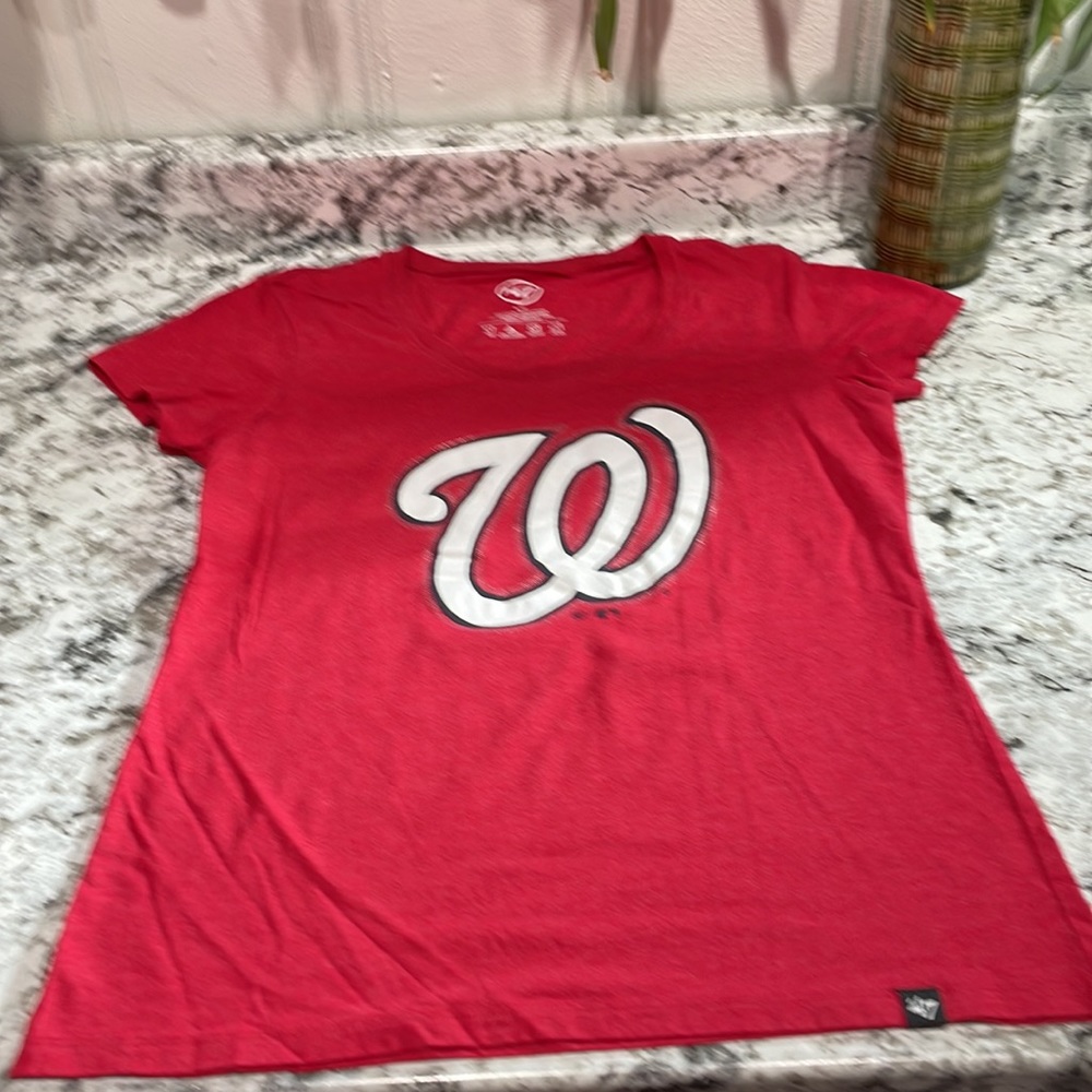 Washington Nationals women’s red short sleeve T-Shirt